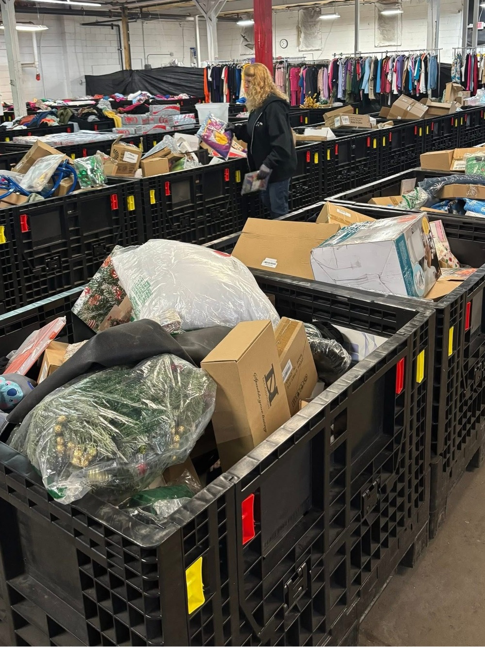 8 pc Mystery Box OverStock return marshal amazon target Walmart gen merch